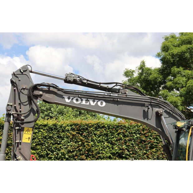 2013 Volvo EC140DL-48595439