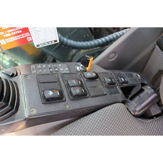 2013 Volvo EC140DL-48595474