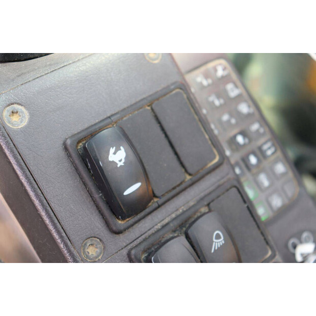 2013 Volvo EC140DL-48595476