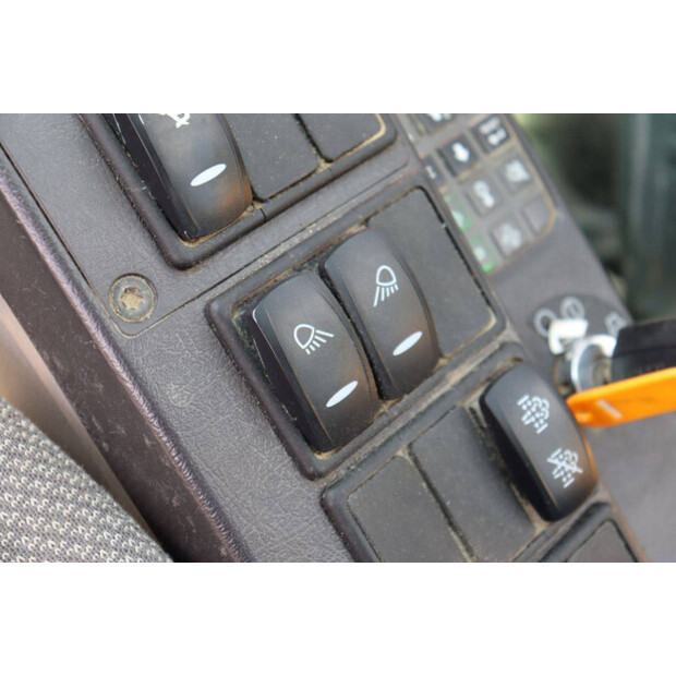 2013 Volvo EC140DL-48595477