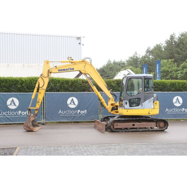 2005 كوماتسو PC78MR-6-48596014