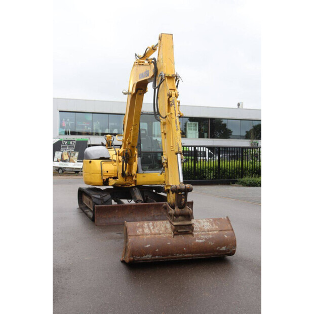 2005 كوماتسو PC78MR-6-48596020
