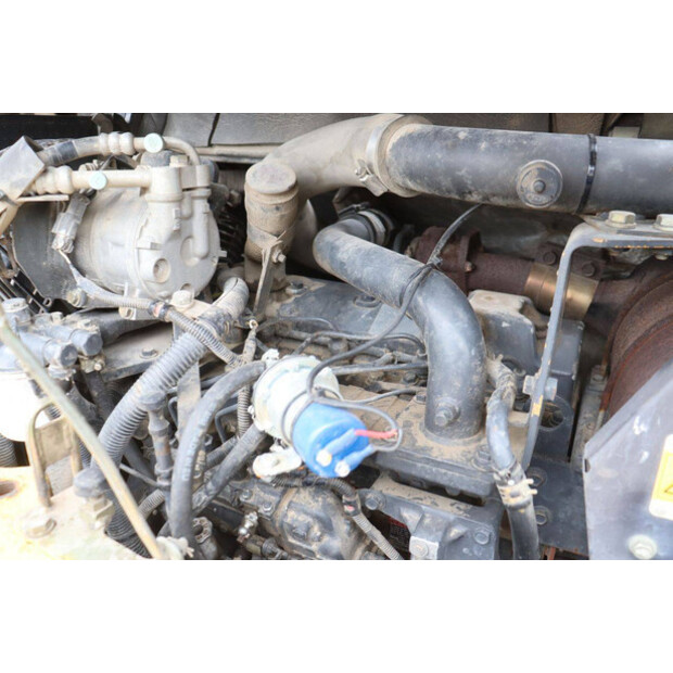 2005 كوماتسو PC78MR-6-48596040