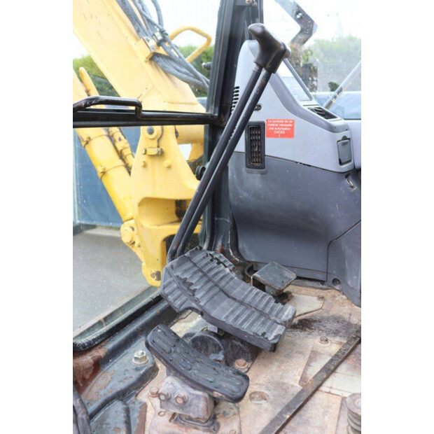 2005 كوماتسو PC78MR-6-48596044