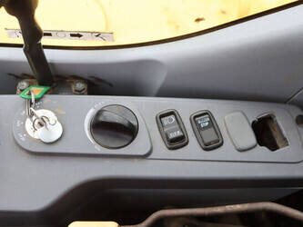 2005-komatsu-pc78mr-6-1475177-48596047