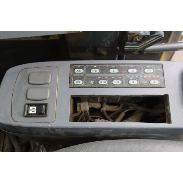 2005 كوماتسو PC78MR-6-48596049