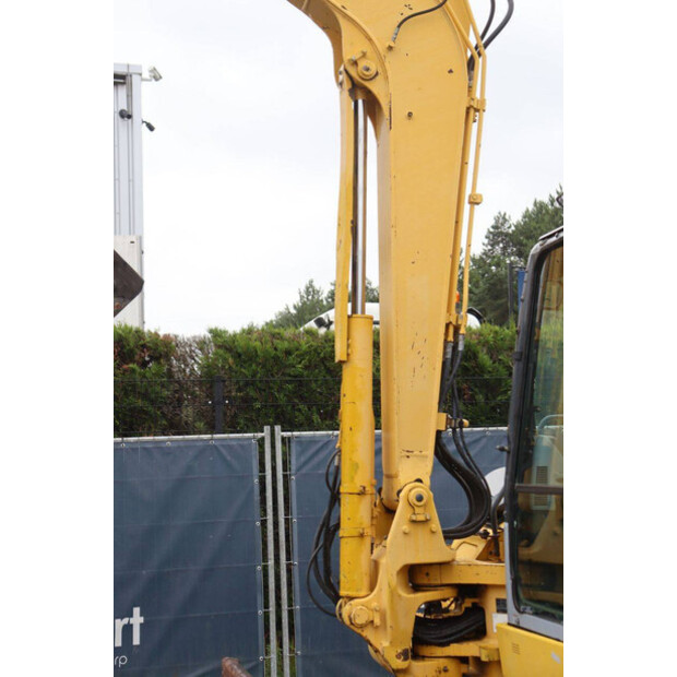 2005 كوماتسو PC78MR-6-48596055
