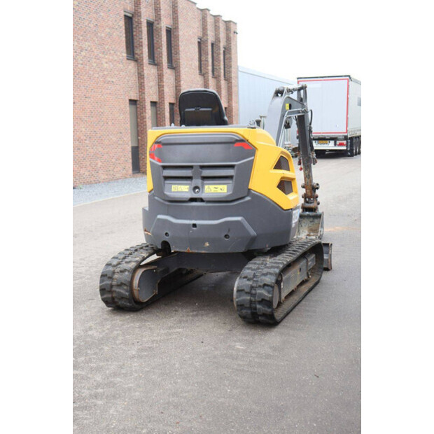 2022 Volvo ECR25D-48596293