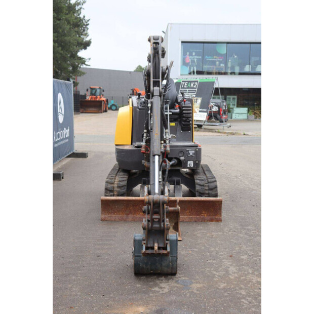 2022 Volvo ECR25D-48596295