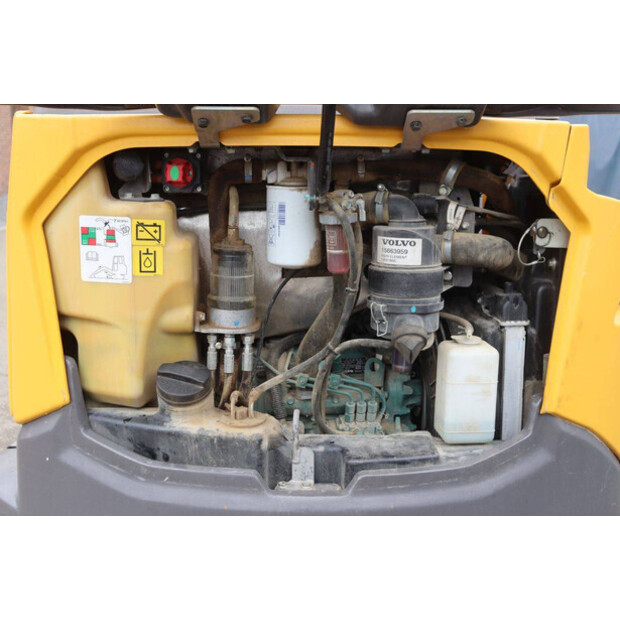 2022 Volvo ECR25D-48596312