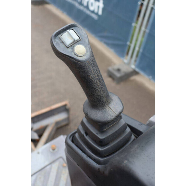 2022 Volvo ECR25D-48596318