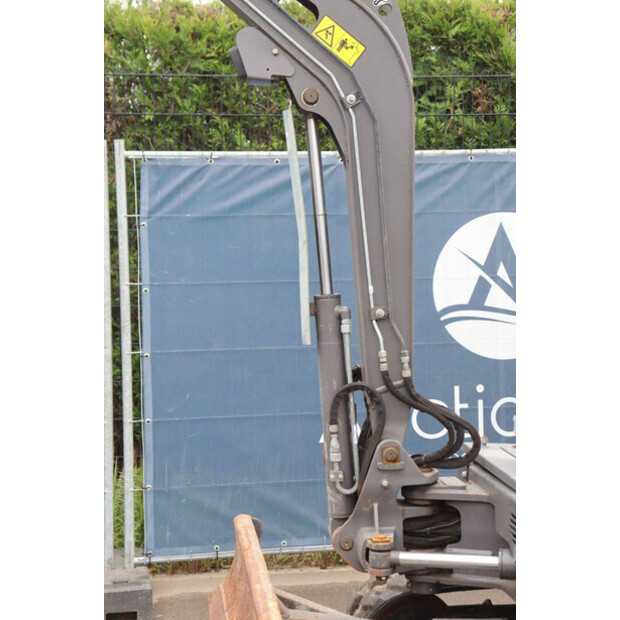 2022 Volvo ECR25D-48596326