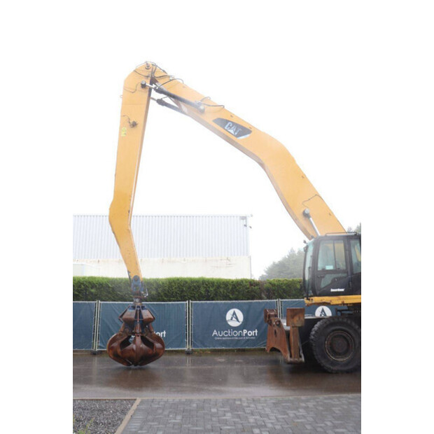 2011 Caterpillar M325D-48596448