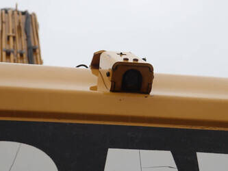 2011-caterpillar-m325d-48596460