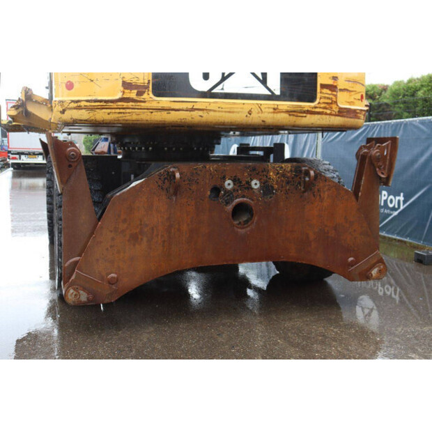 2011 Caterpillar M325D-48596461