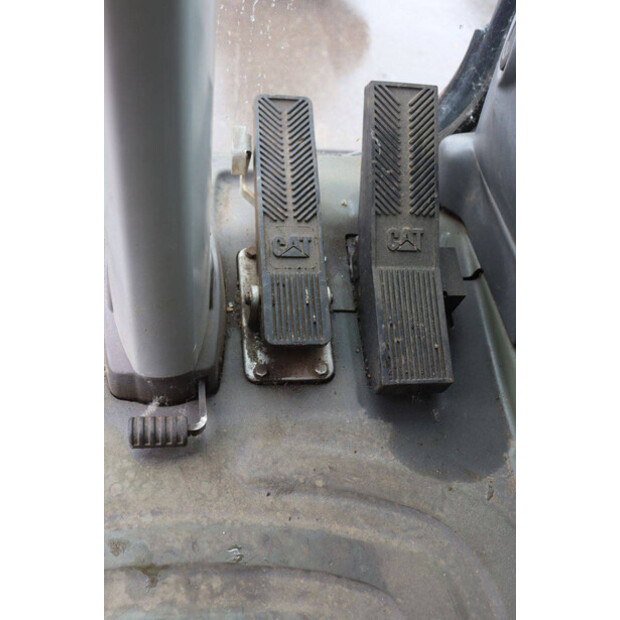 2011 Caterpillar M325D-48596469