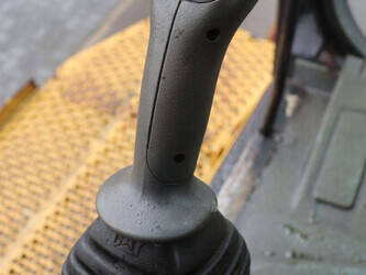 2011-caterpillar-m325d-48596474