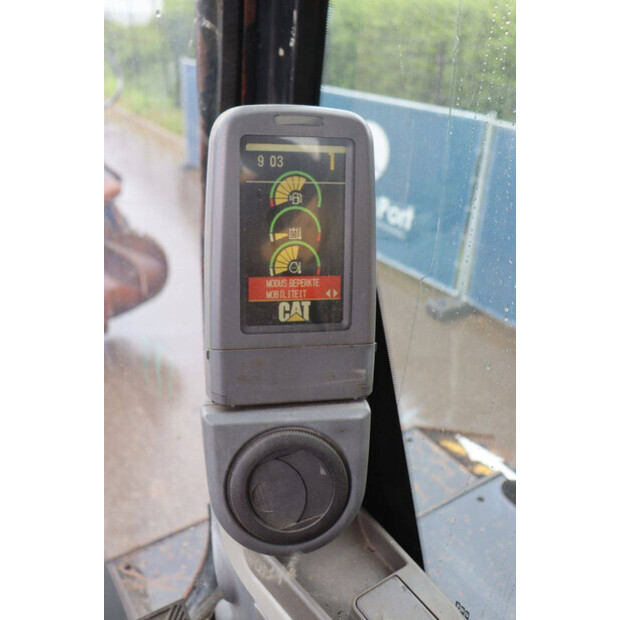 2011 Caterpillar M325D-48596477