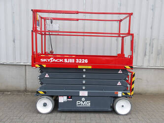 Image for SCISSOR LIFTS 2017 SkyJack SJ3226