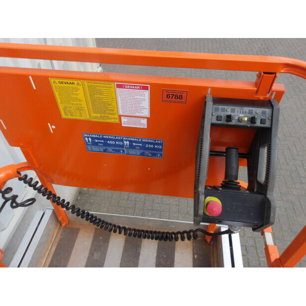 2011 JLG 2646ES-48597109