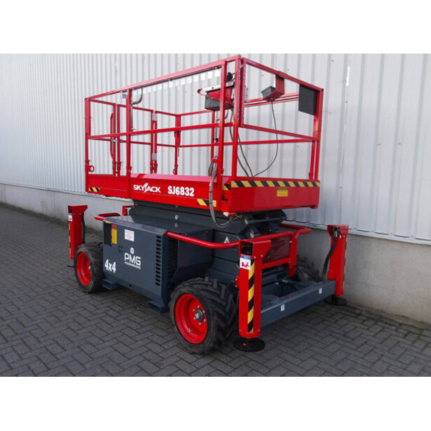 2018 SkyJack SJ6832RT-48597529