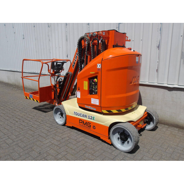 2016 Toucan 12E-48597557