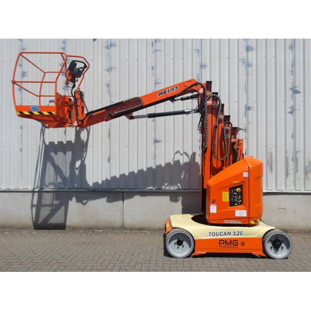 2016 Toucan 12E-48597562