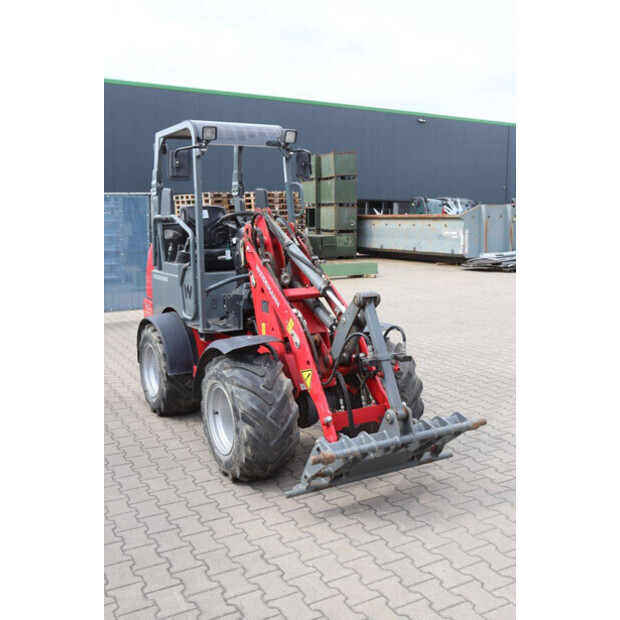 2020 Weidemann RL20E-48597700