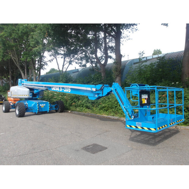 2009 جيني S-105-48598266