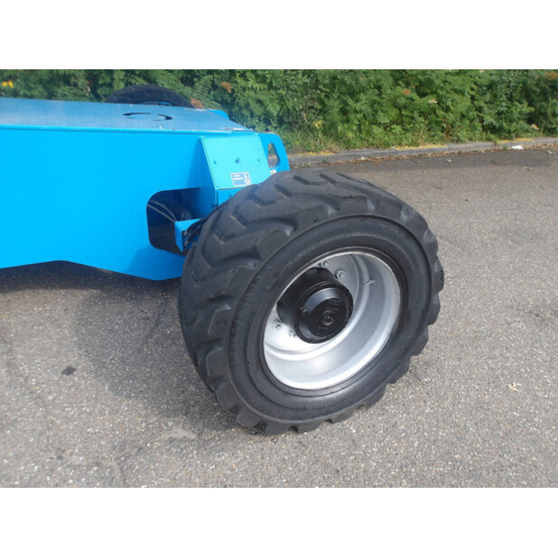 2009 جيني S-105-48598270