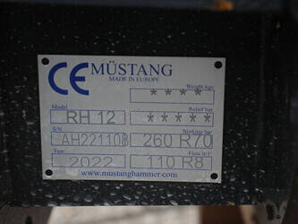 2022-mustang-rh-12-48598940