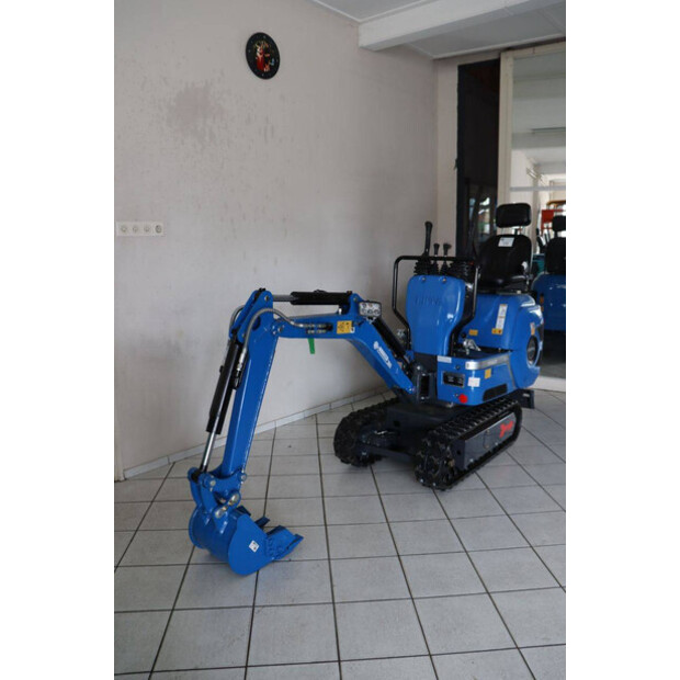 2025 Rippa R06-48599037