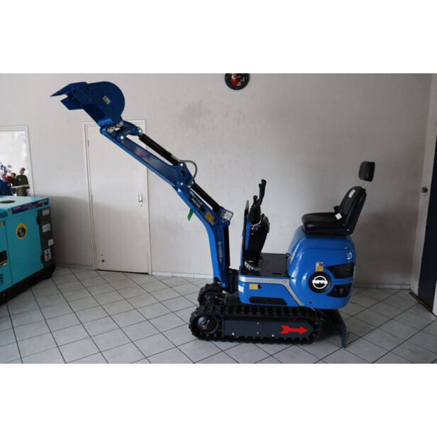 2025 Rippa R06-48599059