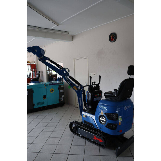 2025 Rippa R06-48599060