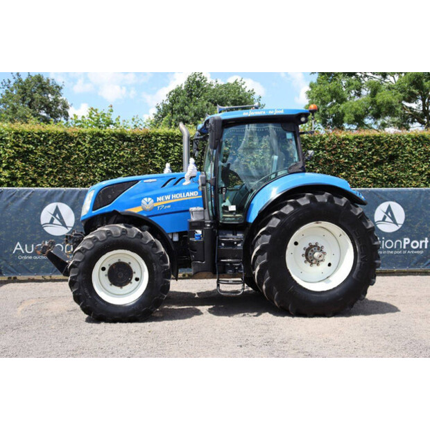 2017 New Holland T7.245-48599900