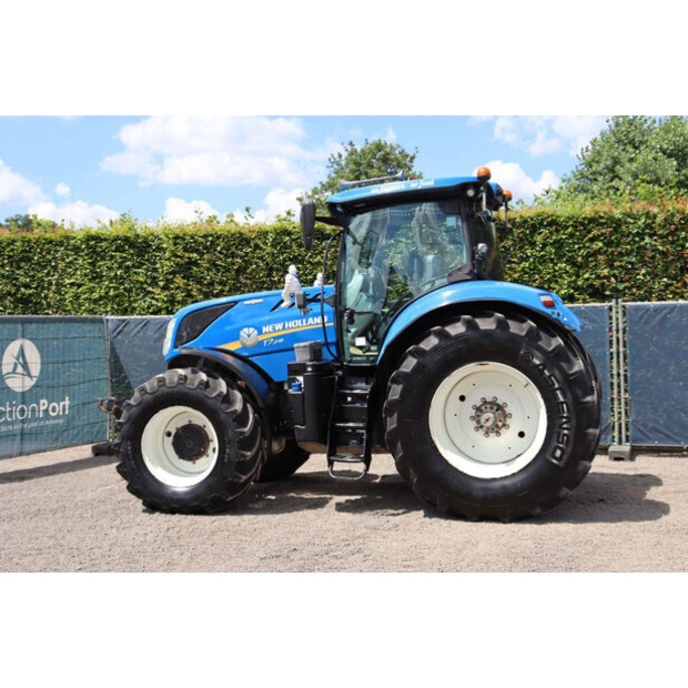 2017 New Holland T7.245-48599902