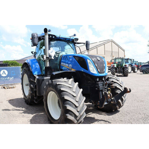 2017 New Holland T7.245-48599906