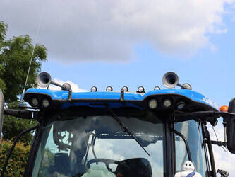 2017-new-holland-t7-245-1475328-48599911
