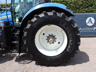 2017-new-holland-t7-245-1475328-48599919