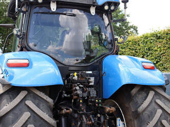 2017-new-holland-t7-245-1475328-48599923