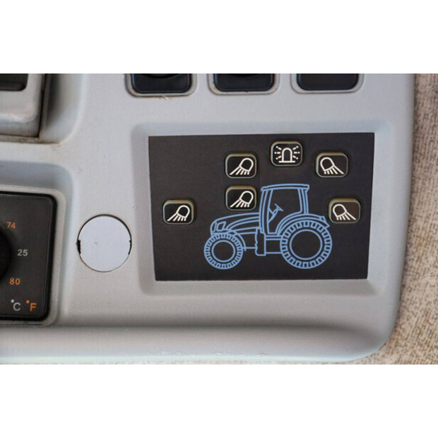 2017 New Holland T7.245-48599963