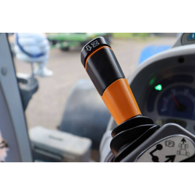 2017 New Holland T7.245-48599969