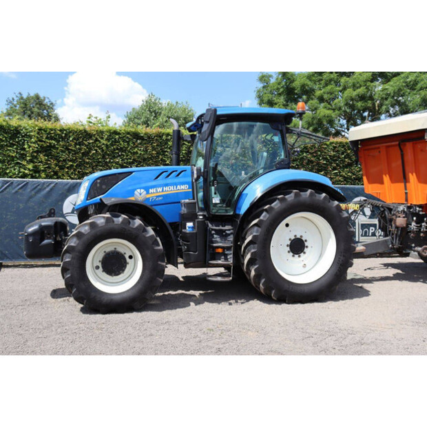 2019 New Holland T7.230-48599976