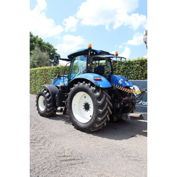 2019 New Holland T7.230-48599979