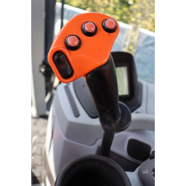 2019 New Holland T7.230-48600013