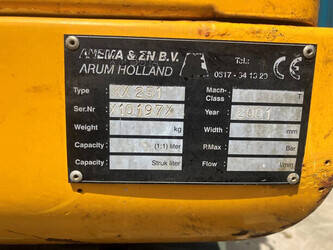 2001-kubota-kx251-1475403-48602821