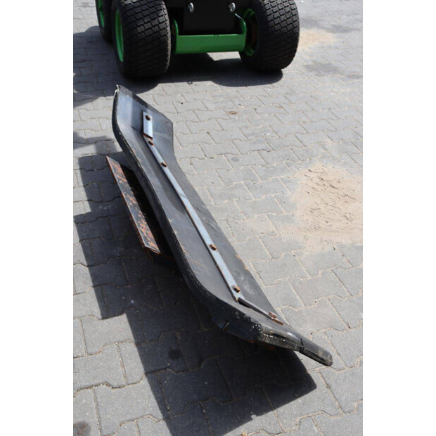 2025 DRO SK650W-48602950