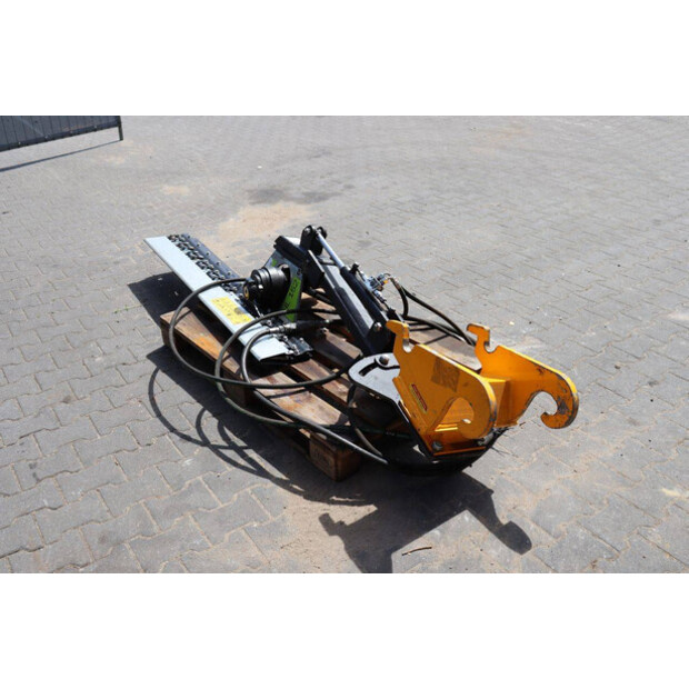 2021 Greentec HL152-48602957