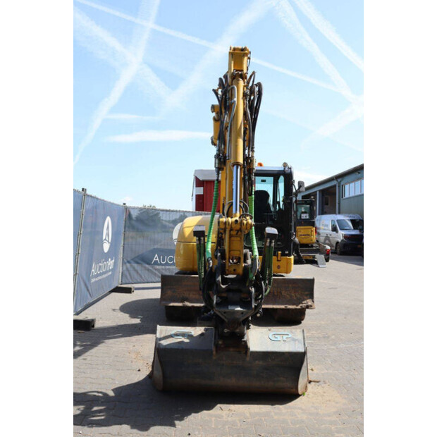 2023 كوماتسو PC80MR-5EO-48602987
