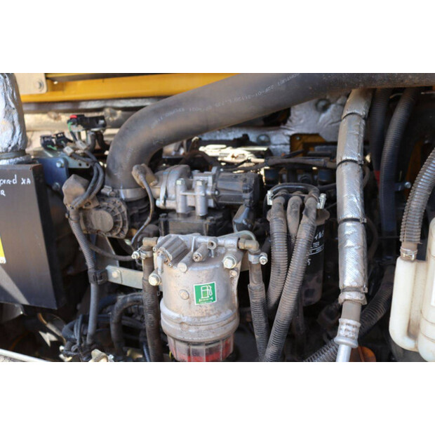 2023 كوماتسو PC80MR-5EO-48603016
